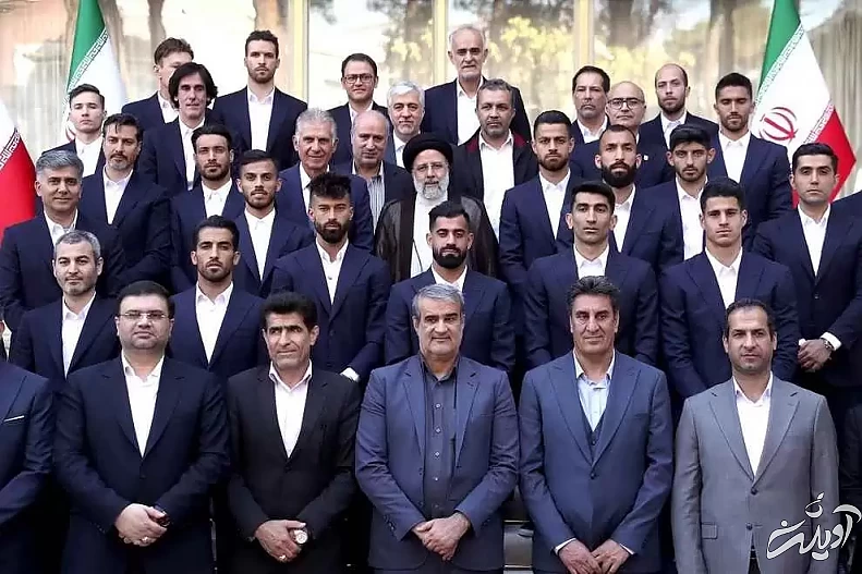 تصاویر - بدرقه ملی پوشان فوتبال با حضور رئیسی